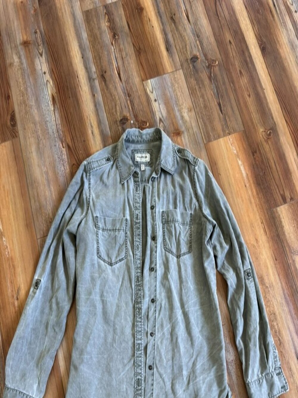 Express Boyfriend Washed Olive Green Button-Up Shirt Lyocell Long Sleeve S